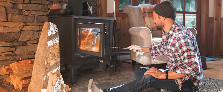 Fireplace Chimney Maintenance in Deerfield, Illinois